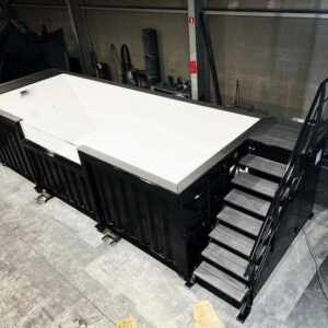 Piscina Contenedor Negro de 6,05 x 2,44m
