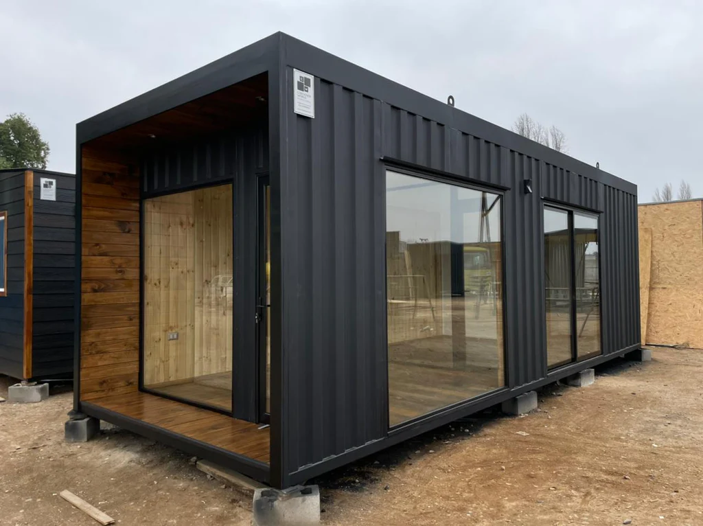 Contenedor Modular oficina Dalì 24m²